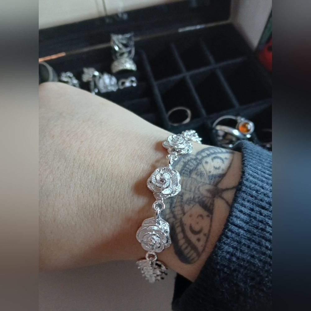 .925 Elegant Silver Rose Bracelet